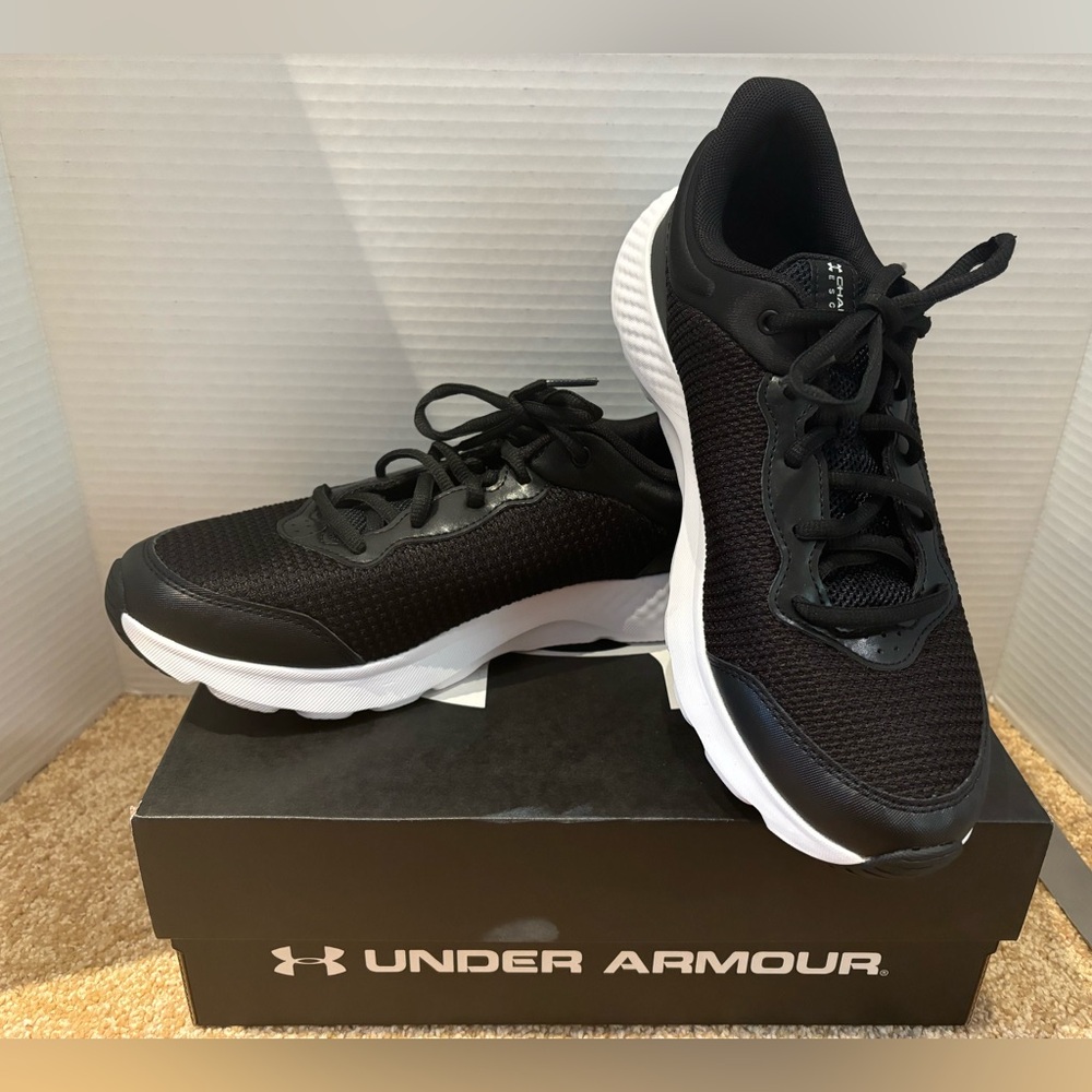 Brand New Black Charged Under Armor sneakers size Y7
